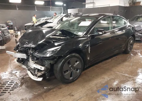2023 Tesla Model 3 Rear-Wheel Drive z USA, uszkodzony, nr VIN 5YJ3E1EA7PF427953